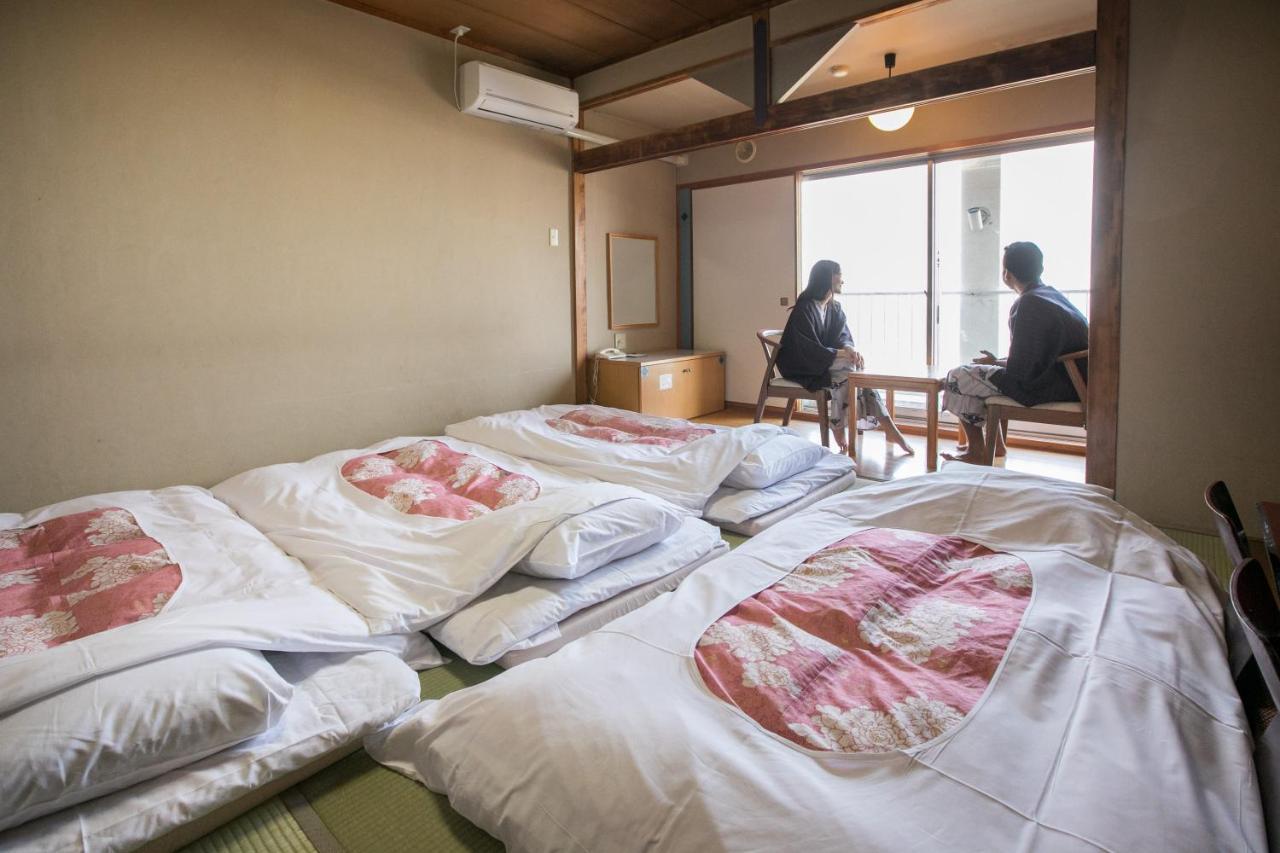 בפו Hotel New Tsuruta מראה חיצוני תמונה