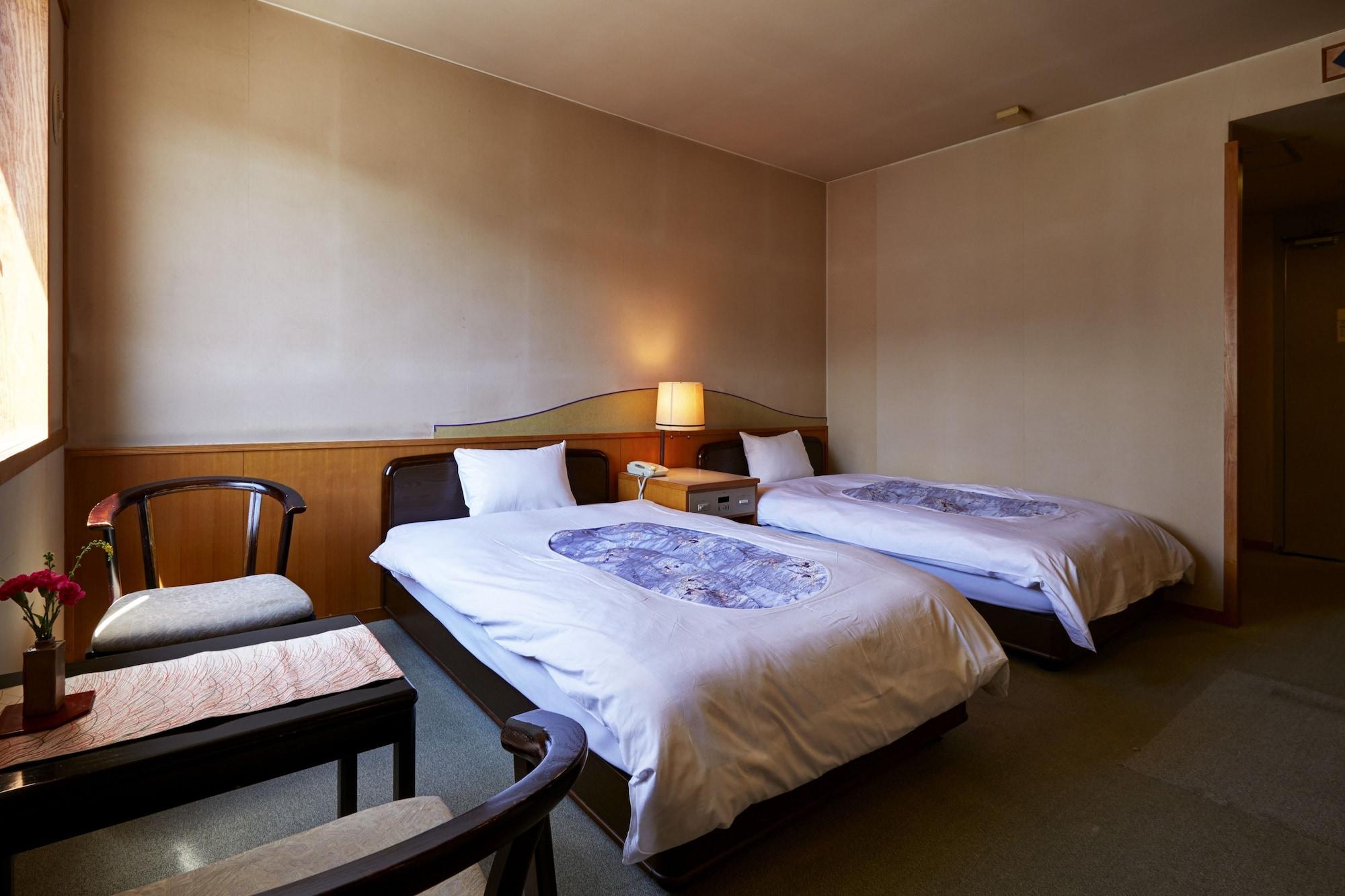 בפו Hotel New Tsuruta מראה חיצוני תמונה